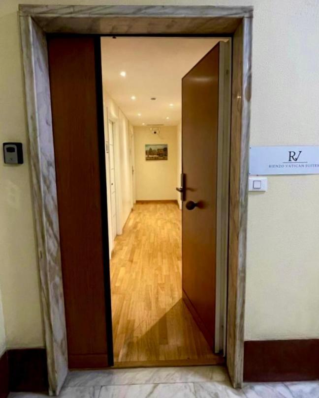 Rienzo Vatican Suites Rome Exterior photo